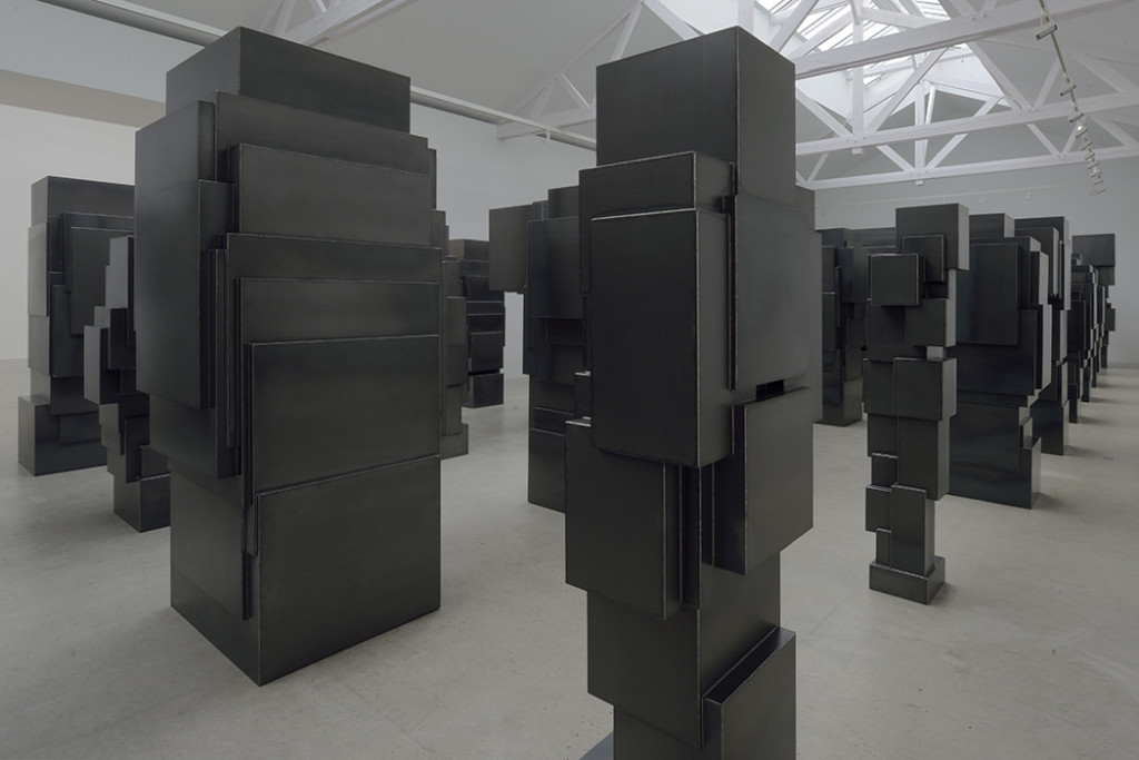 expansion-field-anthony-gormley