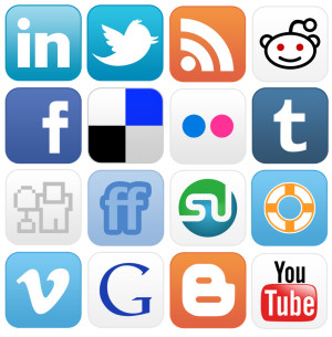 16 Clean Social Media Icons PSD