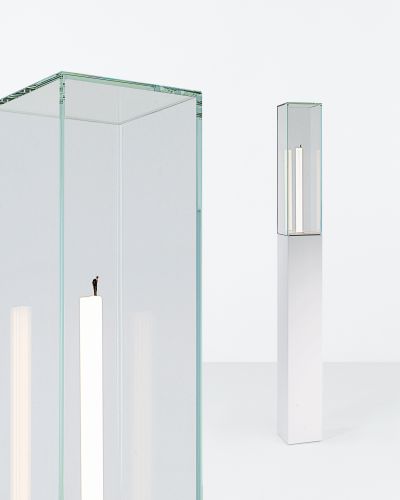 LIGHT WITH A MAN LACQUERED WOOD, ULTRA CLEAR GLASS, FLUORESCENT TUBE