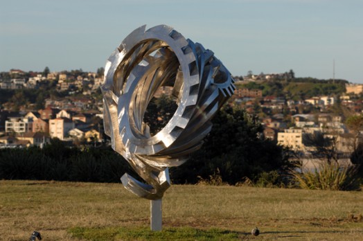Andrew Rogers, mount 1, Sculpture by the Sea, Bondi 2011. Photo Jacqueline White 