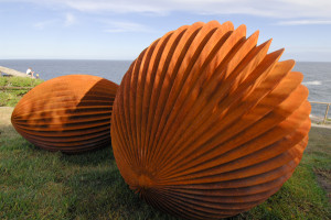 Matthew Harding, quiescence, Sculpture by the Sea, Bondi 2011. Photo Clyde Yee, edition of 6